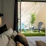 Appart-hotel De Standing Avec Jacuzzi Privatisable En Option * Périgueux