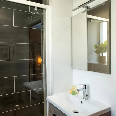 Apartament Appart-hotel De Standing Avec Jacuzzi Privatisable En Option