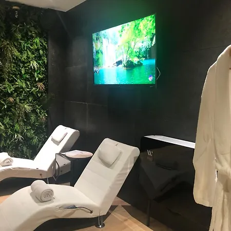 Appart-hotel De Standing Avec Jacuzzi Privatisable En Option Apartment