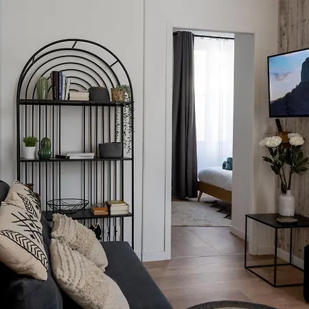 Appart-hotel De Standing Avec Jacuzzi Privatisable En Option * Périgueux