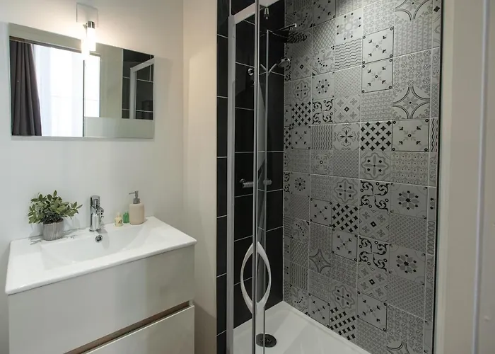 Appartement Appart-hôtel De Standing Avec Jacuzzi Privatisable En Option